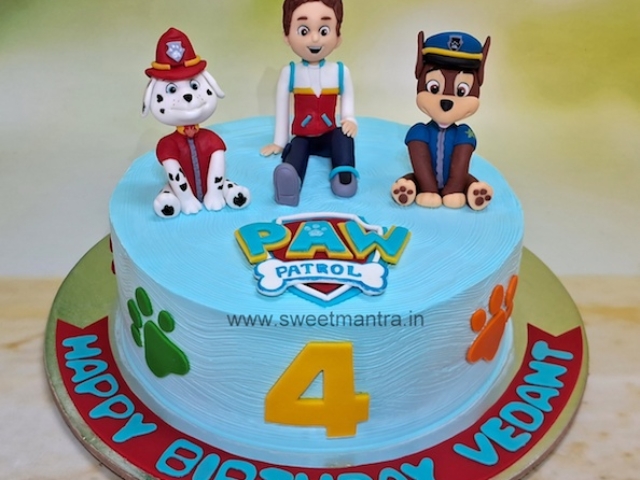 Paw Patrol theme cake